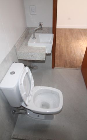 Casa à venda com 145m², 3 quartos e 2 vagasQuarto 2 - Banheiro