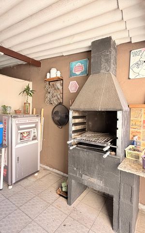 Casa à venda com 200m², 3 quartos e 4 vagasÁrea de Serviço e área gourmet