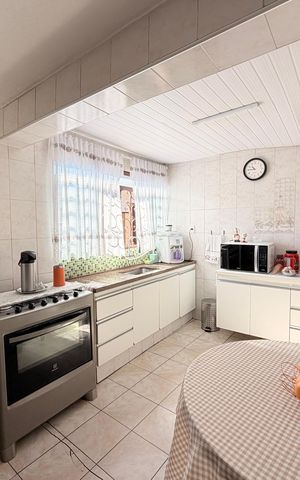 Casa à venda com 200m², 3 quartos e 4 vagasCozinha