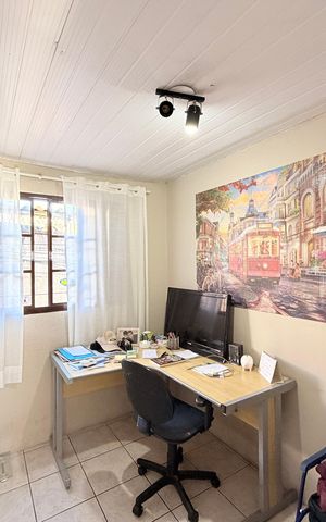 Casa à venda com 200m², 3 quartos e 4 vagasQuarto 3