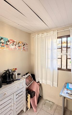 Casa à venda com 200m², 3 quartos e 4 vagasQuarto 3