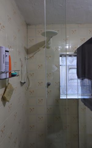 Casa à venda com 250m², 3 quartos e 2 vagasBanheiro 2
