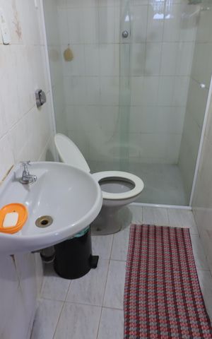 Casa à venda com 250m², 3 quartos e 2 vagasBanheiro da Suíte 1