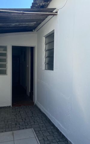 Casa à venda com 175m², 3 quartos e 1 vaga Casa à venda com 175m², 3 quartos e 1 vagaÁrea externa