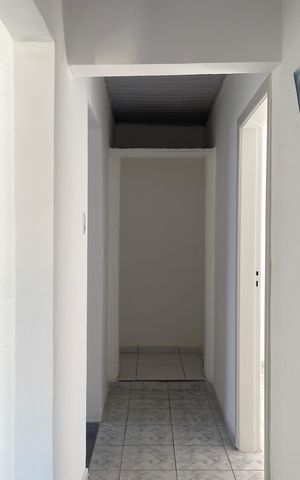 Casa à venda com 175m², 3 quartos e 1 vaga Casa à venda com 175m², 3 quartos e 1 vagaCorredor