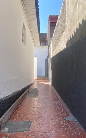 Casa à venda com 175m², 3 quartos e 1 vaga Casa à venda com 175m², 3 quartos e 1 vagaÁrea externa