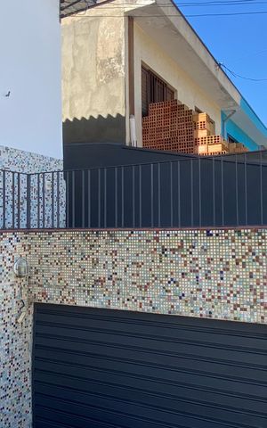 Casa à venda com 175m², 3 quartos e 1 vaga Casa à venda com 175m², 3 quartos e 1 vagaÁrea externa