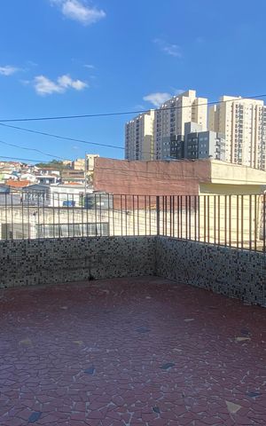 Casa à venda com 175m², 3 quartos e 1 vaga Casa à venda com 175m², 3 quartos e 1 vagaÁrea externa - Varanda