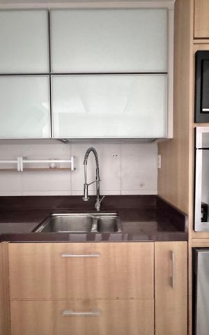 Apartamento à venda com 156m², 3 quartos e 2 vagasCozinha e Área de Serviço