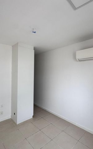 Apartamento à venda com 156m², 3 quartos e 2 vagasSuíte 2