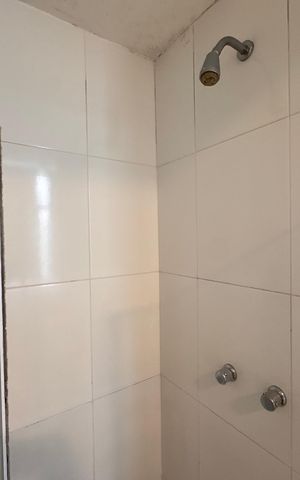 Apartamento para alugar com 260m², 3 quartos e 1 vaga Apartamento para alugar com 260m², 3 quartos e 1 vagaSuíte - Banheiro