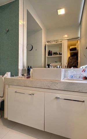 Apartamento para alugar com 260m², 3 quartos e 1 vaga Apartamento para alugar com 260m², 3 quartos e 1 vagaSuíte - Banheiro