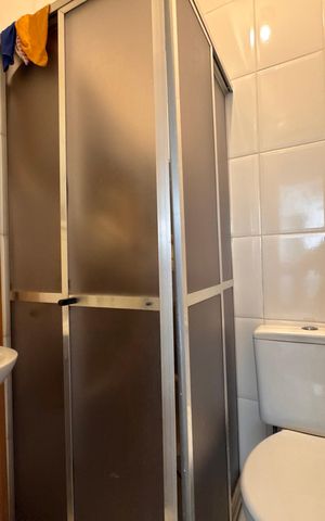 Apartamento para alugar com 260m², 3 quartos e 1 vaga Apartamento para alugar com 260m², 3 quartos e 1 vagaÁrea de Serviço - Banheiro