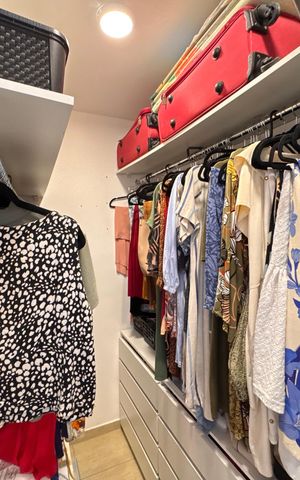 Apartamento para alugar com 260m², 3 quartos e 1 vaga Apartamento para alugar com 260m², 3 quartos e 1 vagaSuíte - Closet