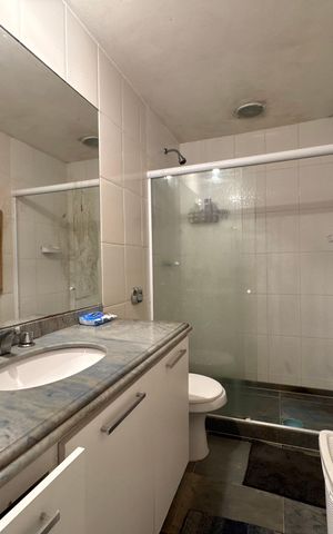 Apartamento para alugar com 260m², 3 quartos e 1 vaga Apartamento para alugar com 260m², 3 quartos e 1 vagaBanheiro Social