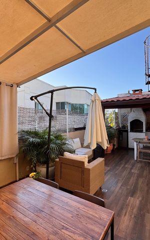 Apartamento para alugar com 260m², 3 quartos e 1 vaga Apartamento para alugar com 260m², 3 quartos e 1 vagaVaranda
