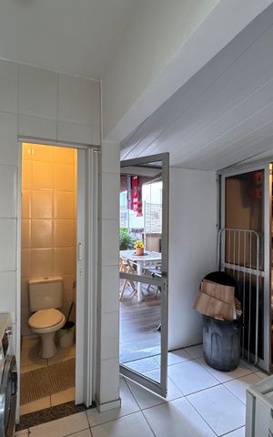 Apartamento para alugar com 260m², 3 quartos e 1 vaga Apartamento para alugar com 260m², 3 quartos e 1 vagaÁrea de Serviço
