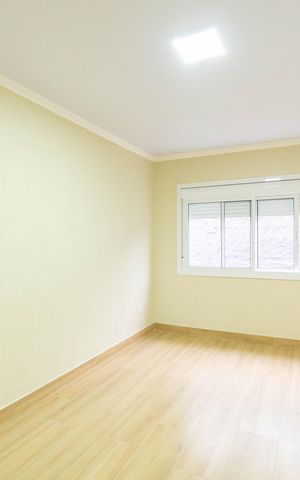 Casa à venda com 80m², 2 quartos e 5 vagas