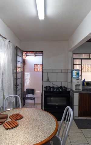 Casa à venda com 99m², 3 quartos e 2 vagas Casa à venda com 99m², 3 quartos e 2 vagasCozinha