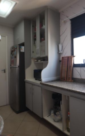 Apartamento para alugar com 89m², 3 quartos e 3 vagasCozinha