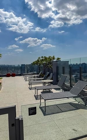 Apartamento para alugar com 107m², 2 quartos e 2 vagas Apartamento para alugar com 107m², 2 quartos e 2 vagasÁrea comum - Piscina