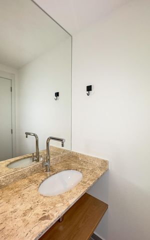 Apartamento para alugar com 107m², 2 quartos e 2 vagasLavabo