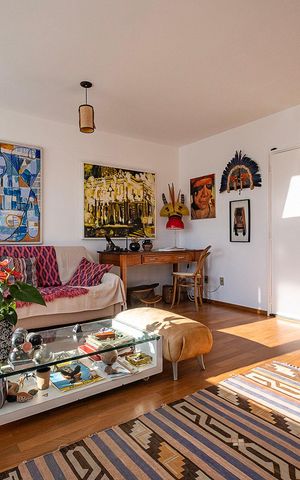 Apartamento à venda com 84m², 2 quartos e 1 vaga Apartamento à venda com 84m², 2 quartos e 1 vagaSala