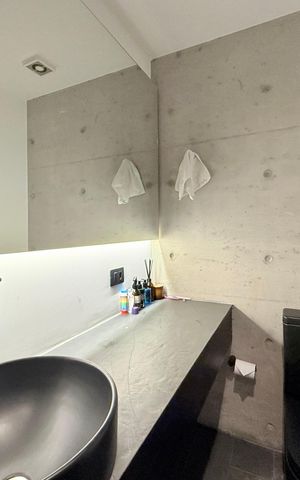Apartamento à venda com 256m², 4 quartos e 3 vagasBanheiro Suite 2