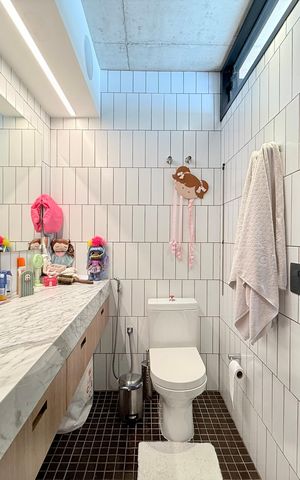 Apartamento à venda com 256m², 4 quartos e 3 vagasBanheiro Social 