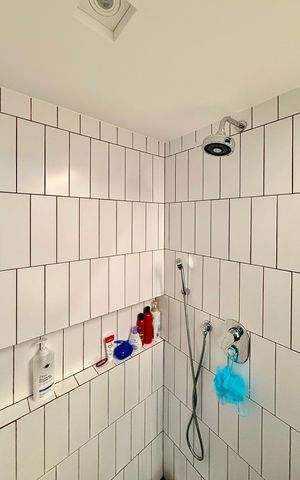 Apartamento à venda com 256m², 4 quartos e 3 vagas Apartamento à venda com 256m², 4 quartos e 3 vagasBanheiro Social