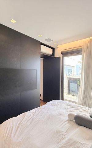 Apartamento à venda com 256m², 4 quartos e 3 vagas Apartamento à venda com 256m², 4 quartos e 3 vagasSuite 1