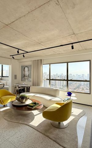 Apartamento à venda com 256m², 4 quartos e 3 vagasSala 