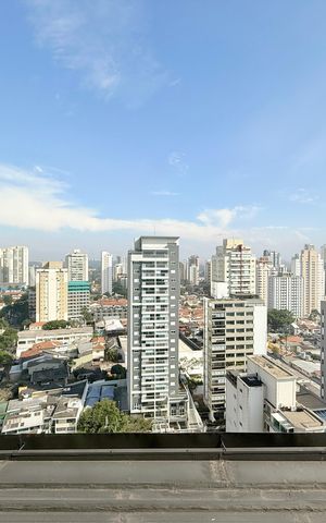 Apartamento à venda com 256m², 4 quartos e 3 vagas Apartamento à venda com 256m², 4 quartos e 3 vagasVista Quarto 4