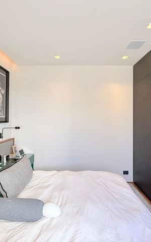 Apartamento à venda com 256m², 4 quartos e 3 vagas Apartamento à venda com 256m², 4 quartos e 3 vagasSuite 1