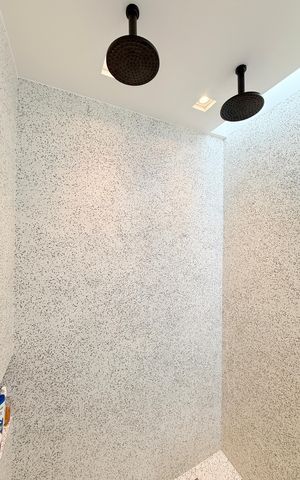 Apartamento à venda com 256m², 4 quartos e 3 vagas Apartamento à venda com 256m², 4 quartos e 3 vagasBanheiro Suite 1