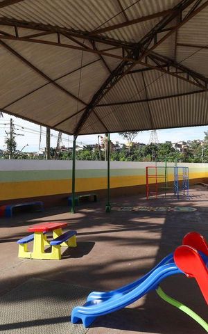 Apartamento à venda com 47m², 2 quartos e 1 vaga Apartamento à venda com 47m², 2 quartos e 1 vagaÁrea comum - Playground