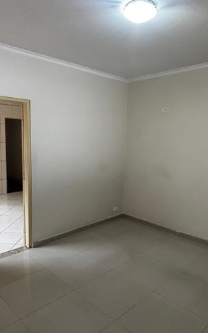 Casa à venda com 136m², 3 quartos e 2 vagas Casa à venda com 136m², 3 quartos e 2 vagasSala