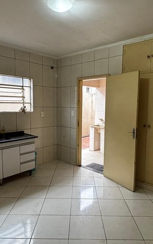 Casa à venda com 136m², 3 quartos e 2 vagas Casa à venda com 136m², 3 quartos e 2 vagasCozinha
