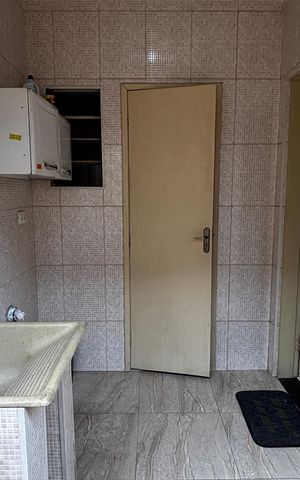 Casa à venda com 136m², 3 quartos e 2 vagas Casa à venda com 136m², 3 quartos e 2 vagasÁrea de Serviço