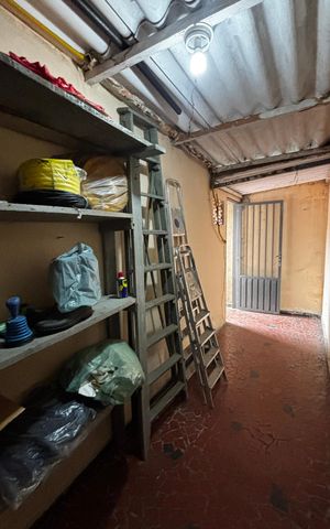 Casa à venda com 136m², 3 quartos e 2 vagas Casa à venda com 136m², 3 quartos e 2 vagasDeposito
