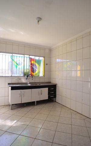 Casa para alugar com 100m², 3 quartos e 1 vagaCozinha