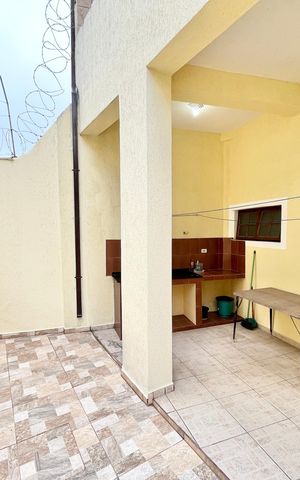Casa à venda com 226m², 3 quartos e 2 vagas Casa à venda com 226m², 3 quartos e 2 vagasÁrea gourmet
