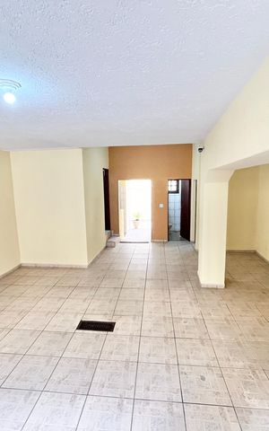 Casa à venda com 226m², 3 quartos e 2 vagas Casa à venda com 226m², 3 quartos e 2 vagasGaragem