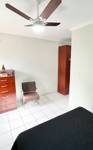 Casa à venda com 226m², 3 quartos e 2 vagas Casa à venda com 226m², 3 quartos e 2 vagasQuarto 3 - Suíte