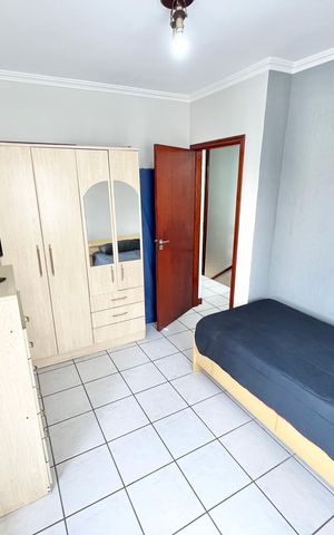 Casa à venda com 226m², 3 quartos e 2 vagas Casa à venda com 226m², 3 quartos e 2 vagasQuarto 1