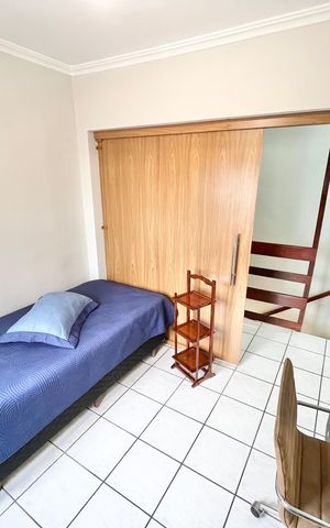 Casa à venda com 226m², 3 quartos e 2 vagas Casa à venda com 226m², 3 quartos e 2 vagasQuarto 2
