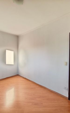 Casa à venda com 244m², 6 quartos e 6 vagas Casa à venda com 244m², 6 quartos e 6 vagasCasa 2 - Suíte 1