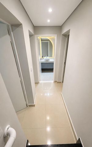 Apartamento para alugar com 140m², 3 quartos e 5 vagas Apartamento para alugar com 140m², 3 quartos e 5 vagasCorredor