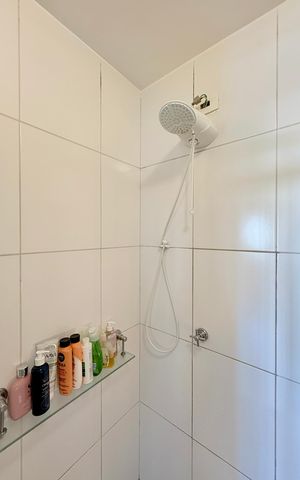 Apartamento à venda com 60m², 2 quartos e 1 vaga Apartamento à venda com 60m², 2 quartos e 1 vagaBanheiro