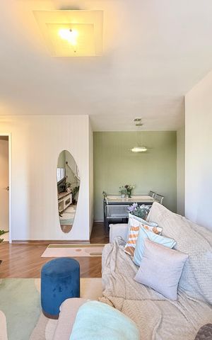 Apartamento à venda com 60m², 2 quartos e 1 vaga Apartamento à venda com 60m², 2 quartos e 1 vagaSala